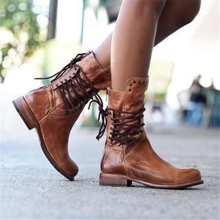 Cathlyn | Vintage Lace-Up Boots