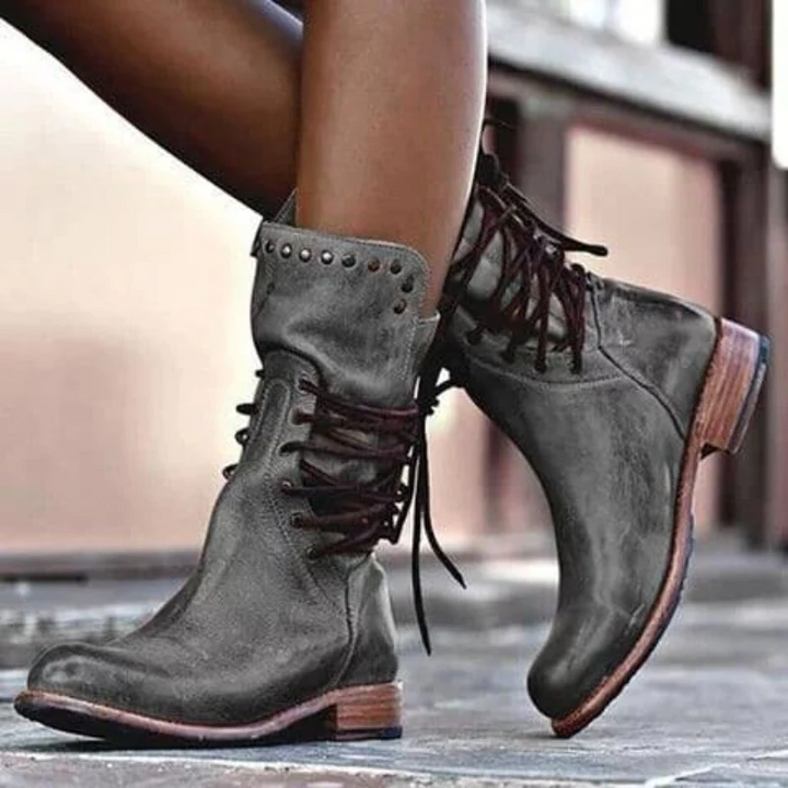 Cathlyn | Vintage Lace-Up Boots